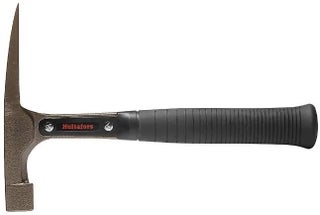 Muurarinvasara ter&auml;sputkivarrella Hultafors TB-600